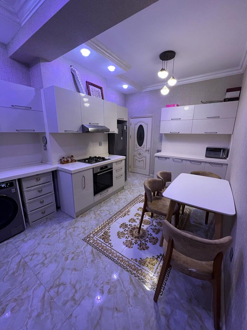 4 otaqlı, Yeni tikili, 148 kv. m