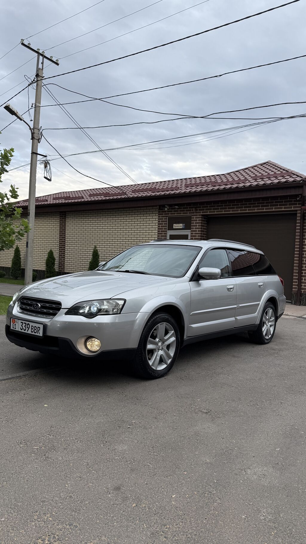 Subaru Outback: 2005 г., 3 л, Автомат, Газ, Универсал: фото 2