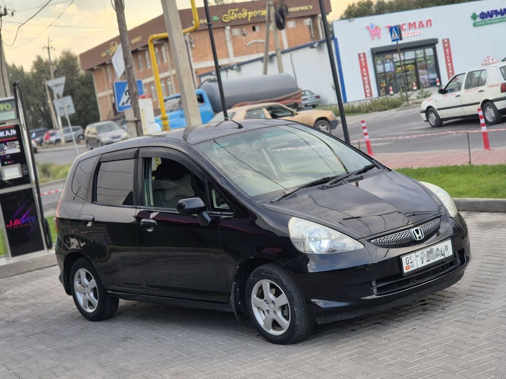 Honda Fit: 2003 г., 1.5 л, Вариатор, Бензин, Хэтчбэк: фото 2