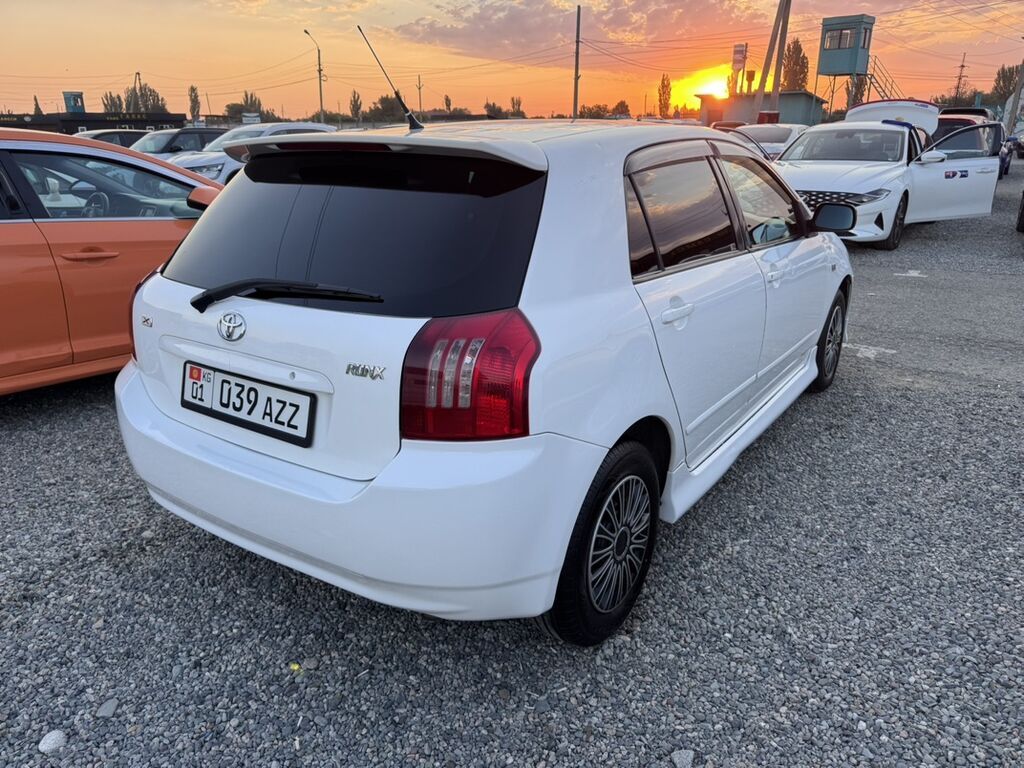 Toyota Allex: 2003 г., 1.5 л, Автомат, Бензин, Хэтчбэк: фото 5