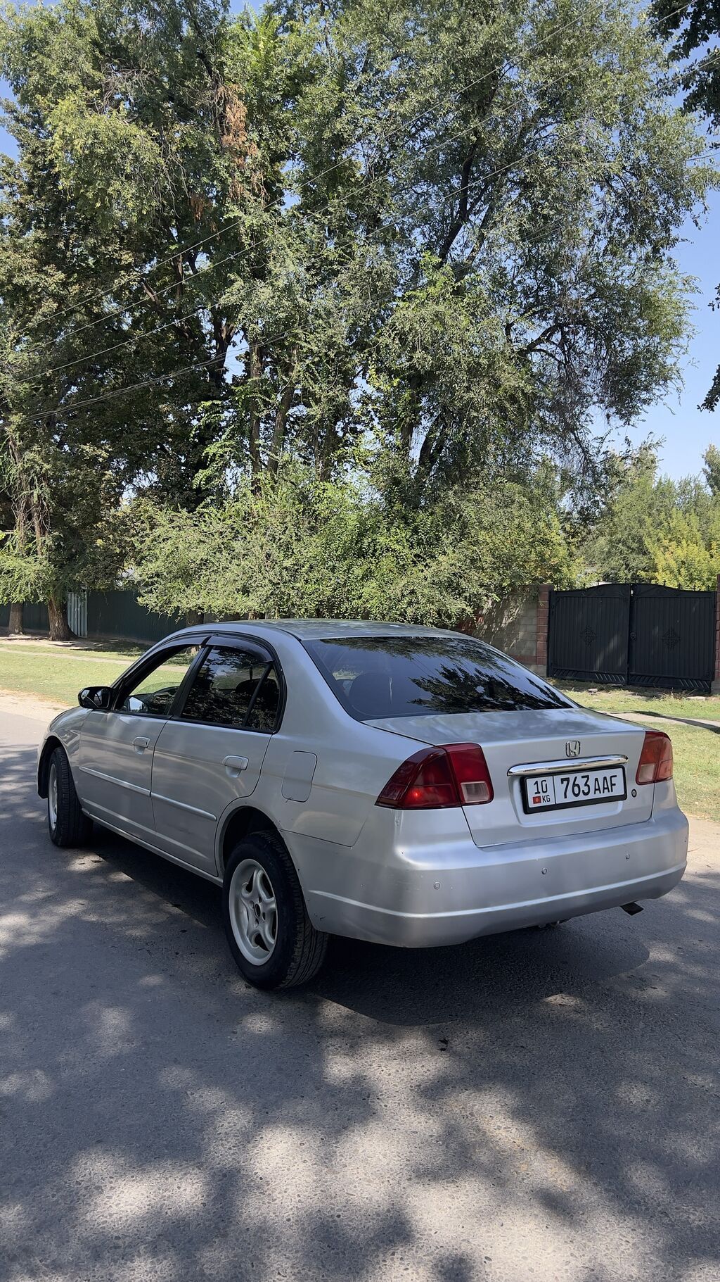 Honda Civic: 2001 г., 1.7 л, Автомат, Бензин, Седан: фото 3