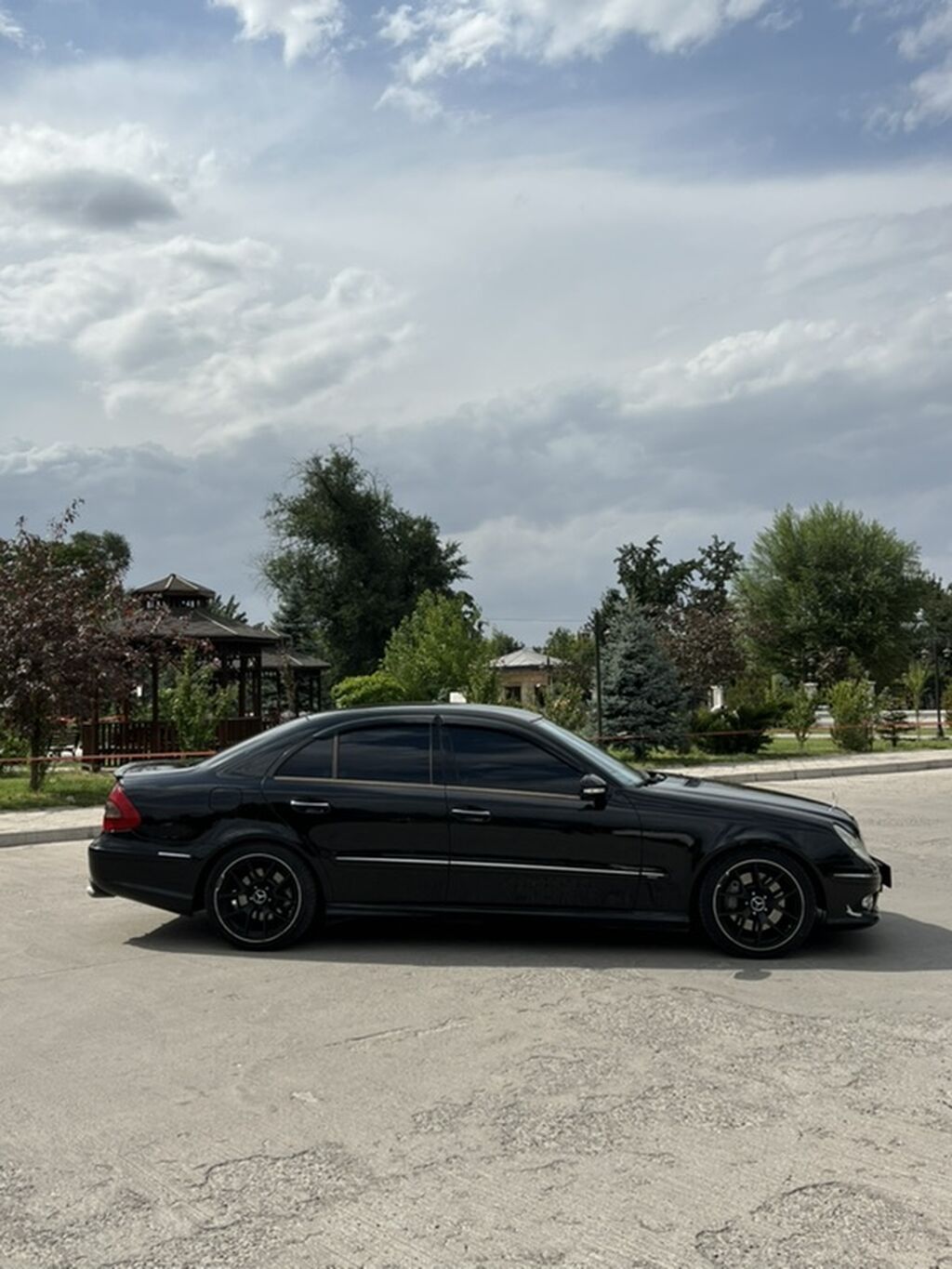 Mercedes-Benz E-Class: 2005 г., 3.5 л, Автомат, Газ, Седан: фото 6