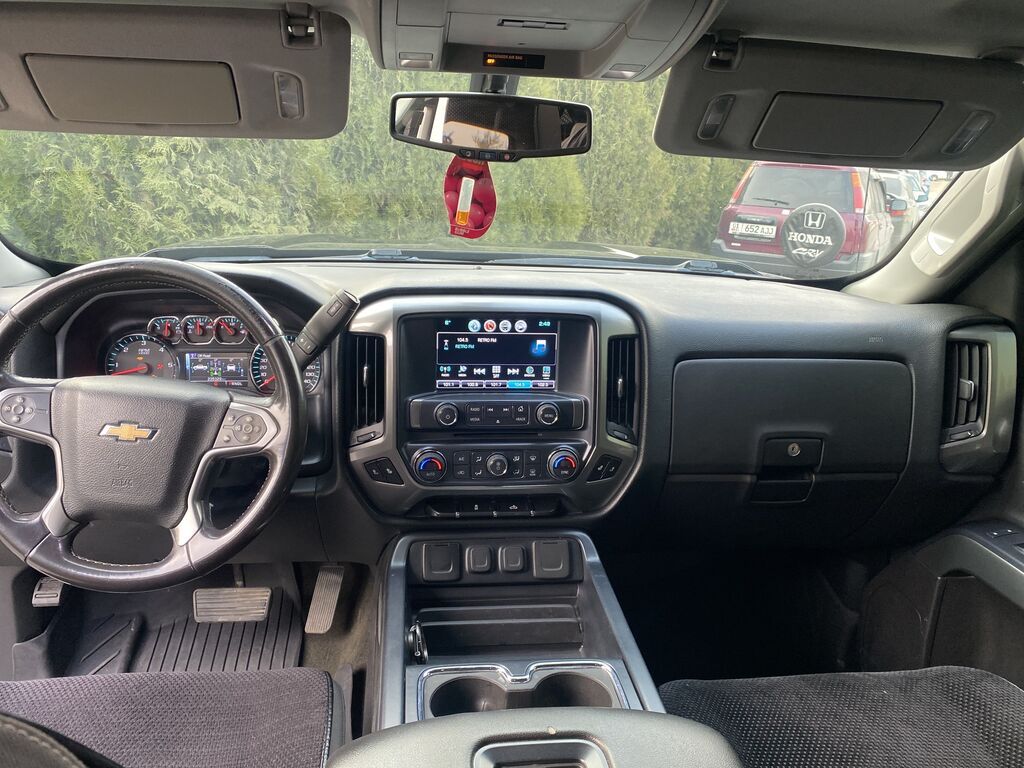 Chevrolet Silverado: 2017 г., 5.3 л, Автомат, Бензин, Пикап: фото 7