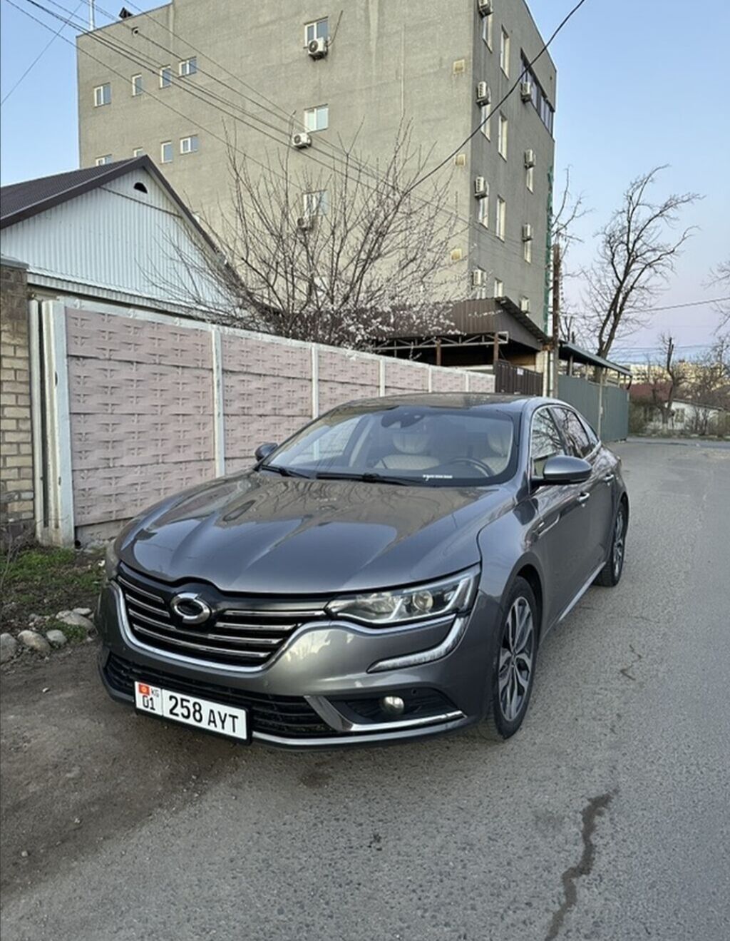 Renault SM6: 2016 г., 2 л, Автомат, Газ, Седан: фото 7