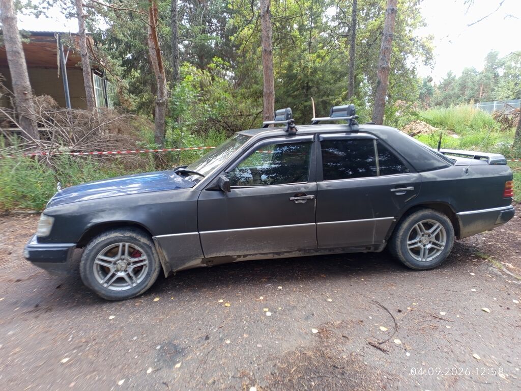 Mercedes-Benz W124: 1990 г., 2 л, Механика, Бензин, Седан: фото 4