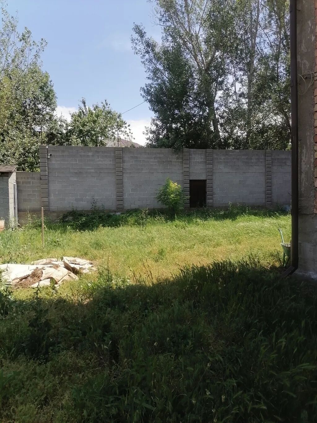 В Бишкеке продаются 2 таунхауса, участок 10 соток, три этажа, площадь: фото 7