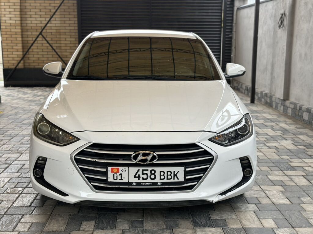 Hyundai Avante: 2018 г., 1.6 л, Бензин, Седан: фото 2