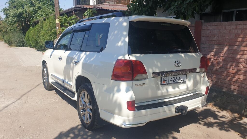 Toyota Land Cruiser: 2009 г., 4.7 л, Автомат, Газ, Внедорожник: фото 2