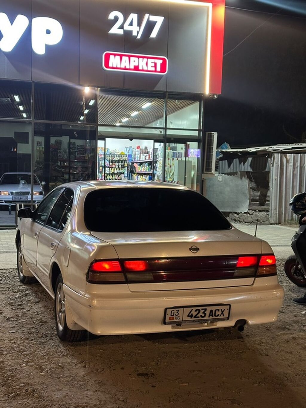 Nissan Cefiro: 1996 г., 2 л, Автомат, Бензин, Седан: фото 1