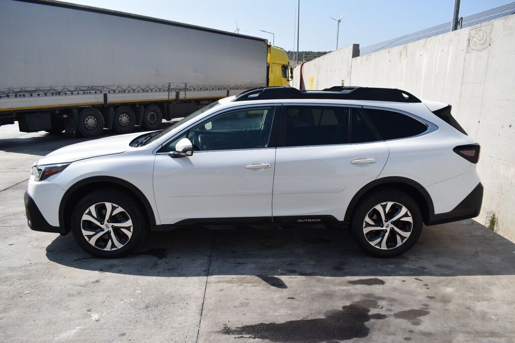 Subaru Outback: 2020 г., 2.5 л, Вариатор, Бензин, Универсал: фото 3