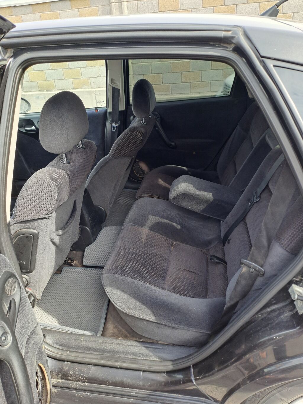 Opel Vectra: 2002 г., Механика, Бензин, Седан: фото 4