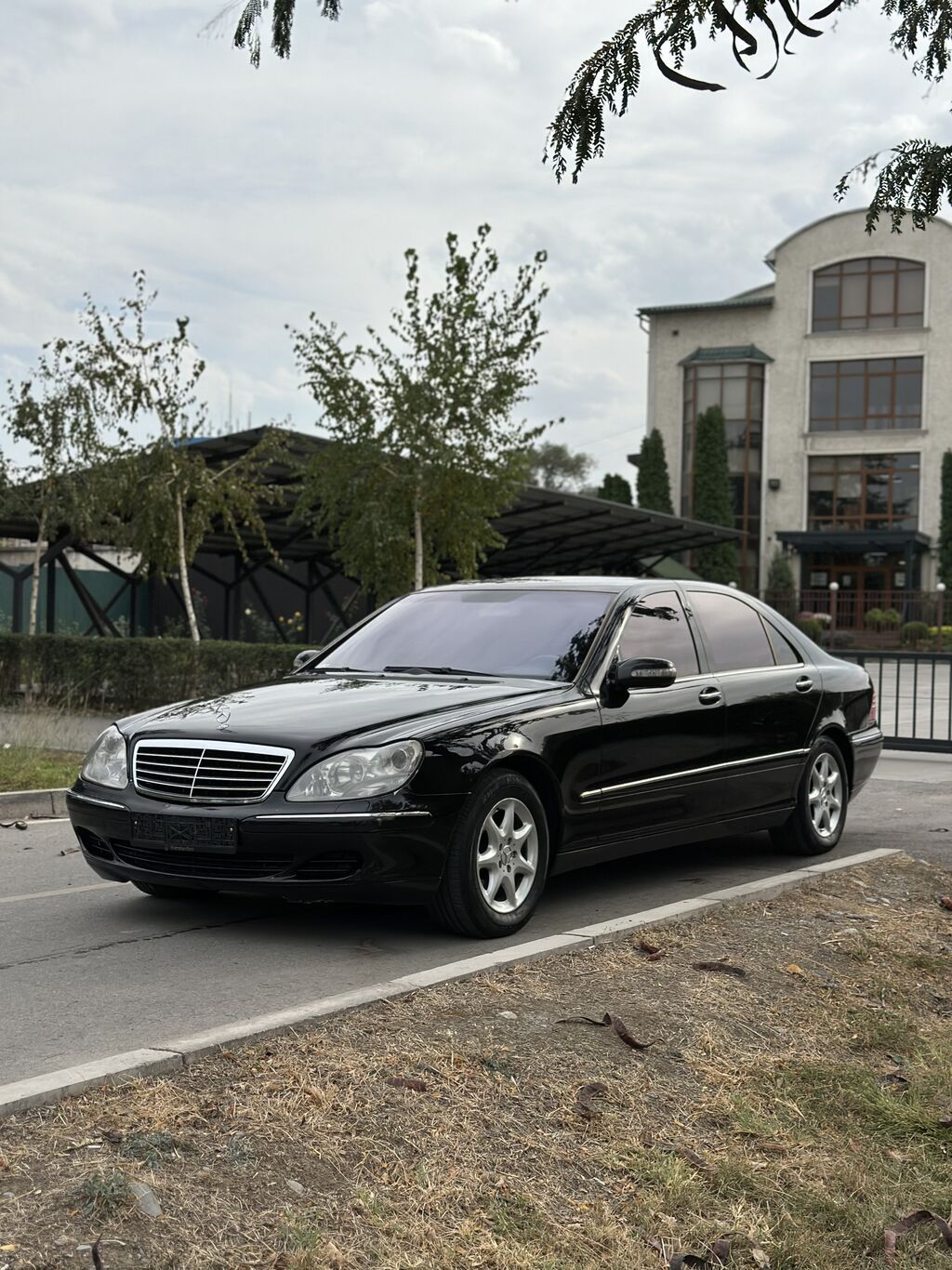 Mercedes-Benz S-Class: 2004 г., 5 л, Автомат, Бензин, Седан: фото 2