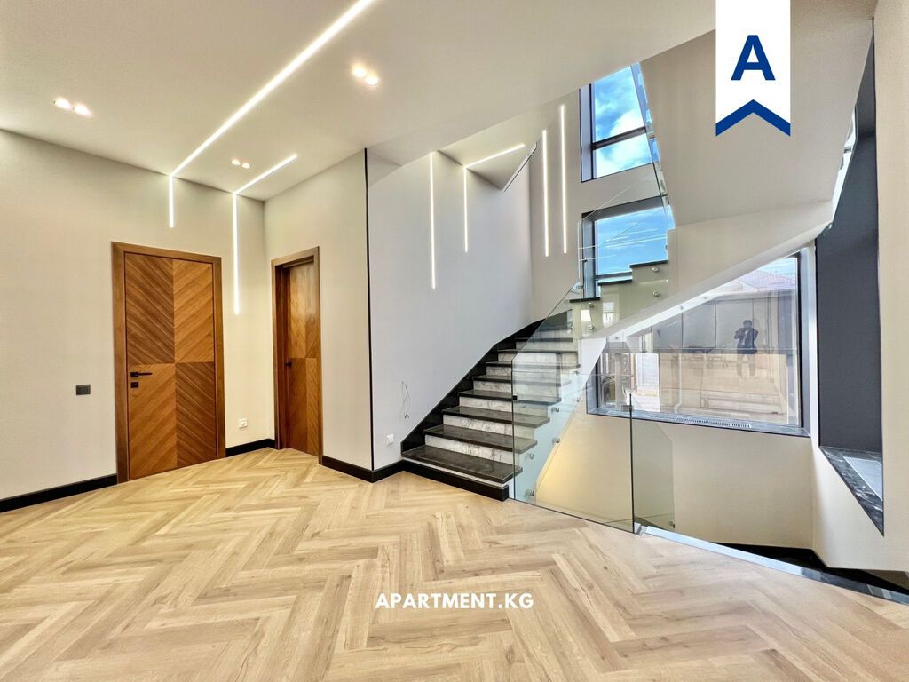 350 м², 5 комнат, 12 мкр: фото 7
