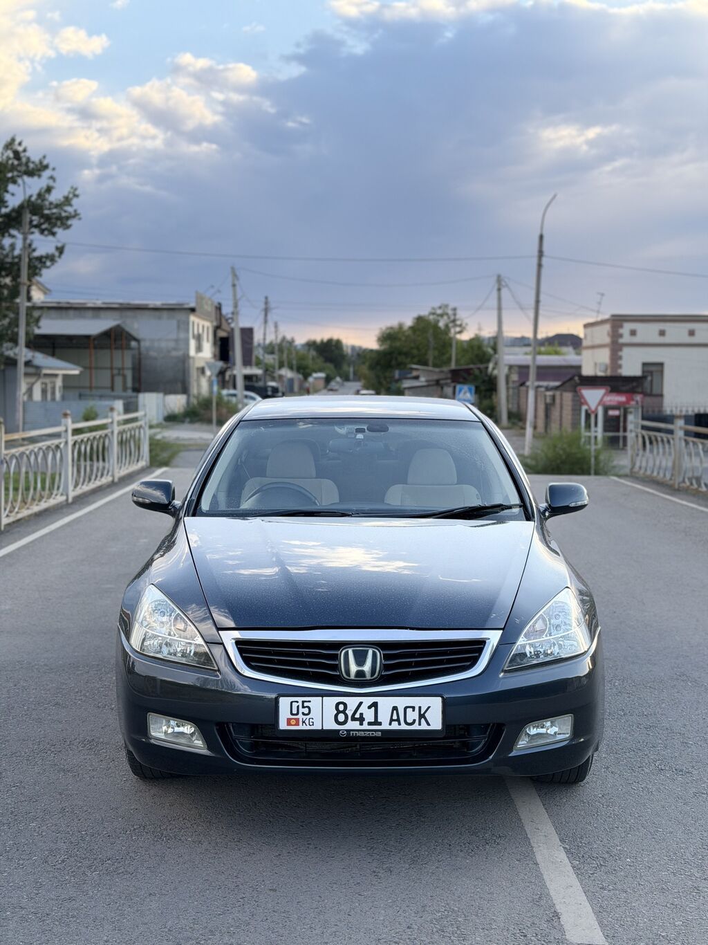Honda Inspire: 2005 г., 3 л, Автомат, Бензин, Седан: фото 3