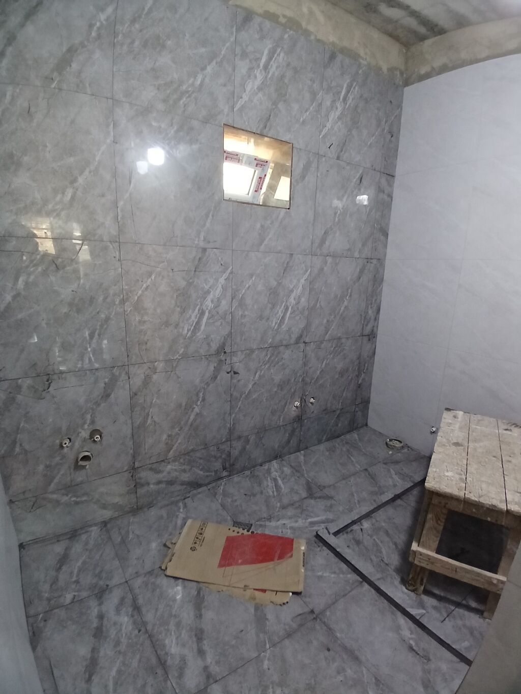 4 otaqlı, 170 kv. m, Yeni təmirli