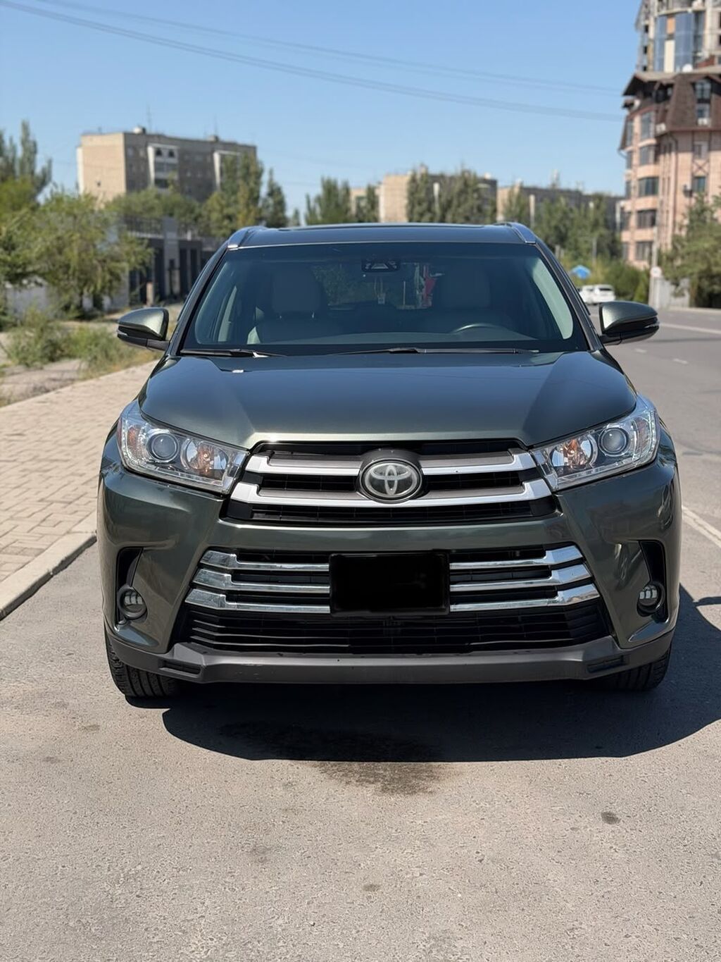 Toyota Highlander: 2019 г., 3.5 л, Автомат, Бензин, Кроссовер: фото 2