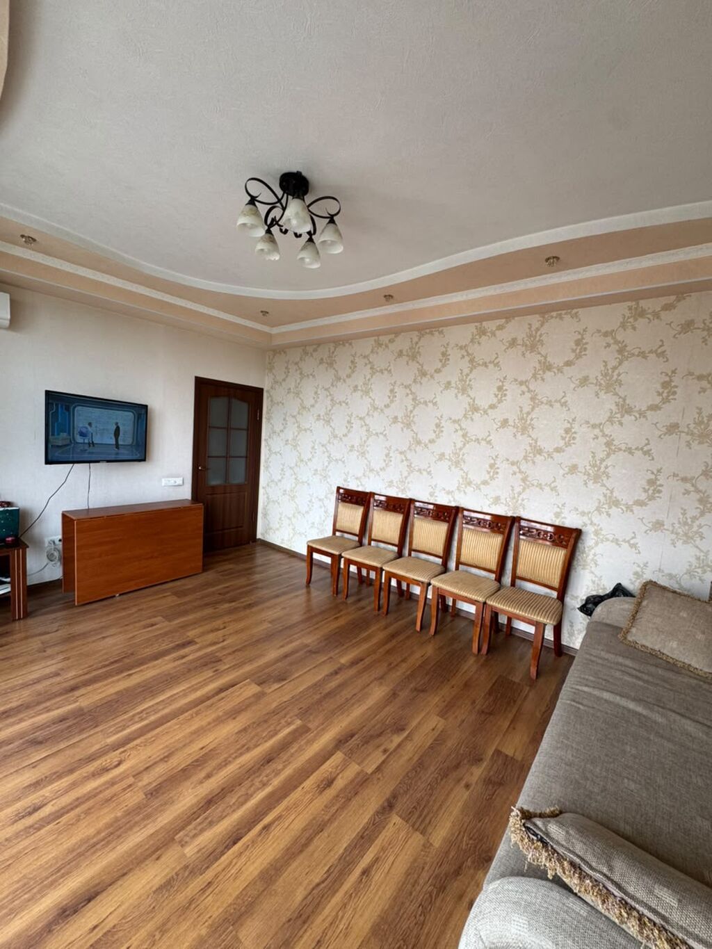 2 комнаты, 54 м², 8 мкр Элитка, 7 этаж, Евроремонт: фото 8