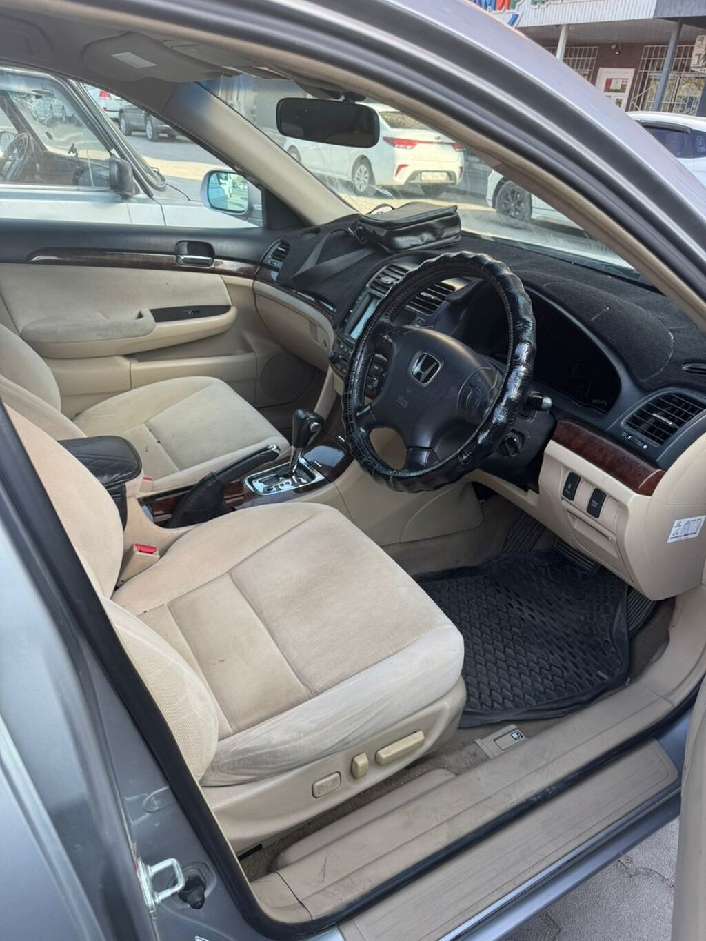 Honda Inspire: 2003 г., 3 л, Автомат, Седан: фото 3
