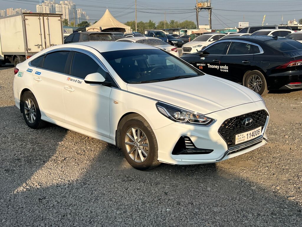 Hyundai Sonata: 2021 г., Автомат, Газ, Седан: фото 1