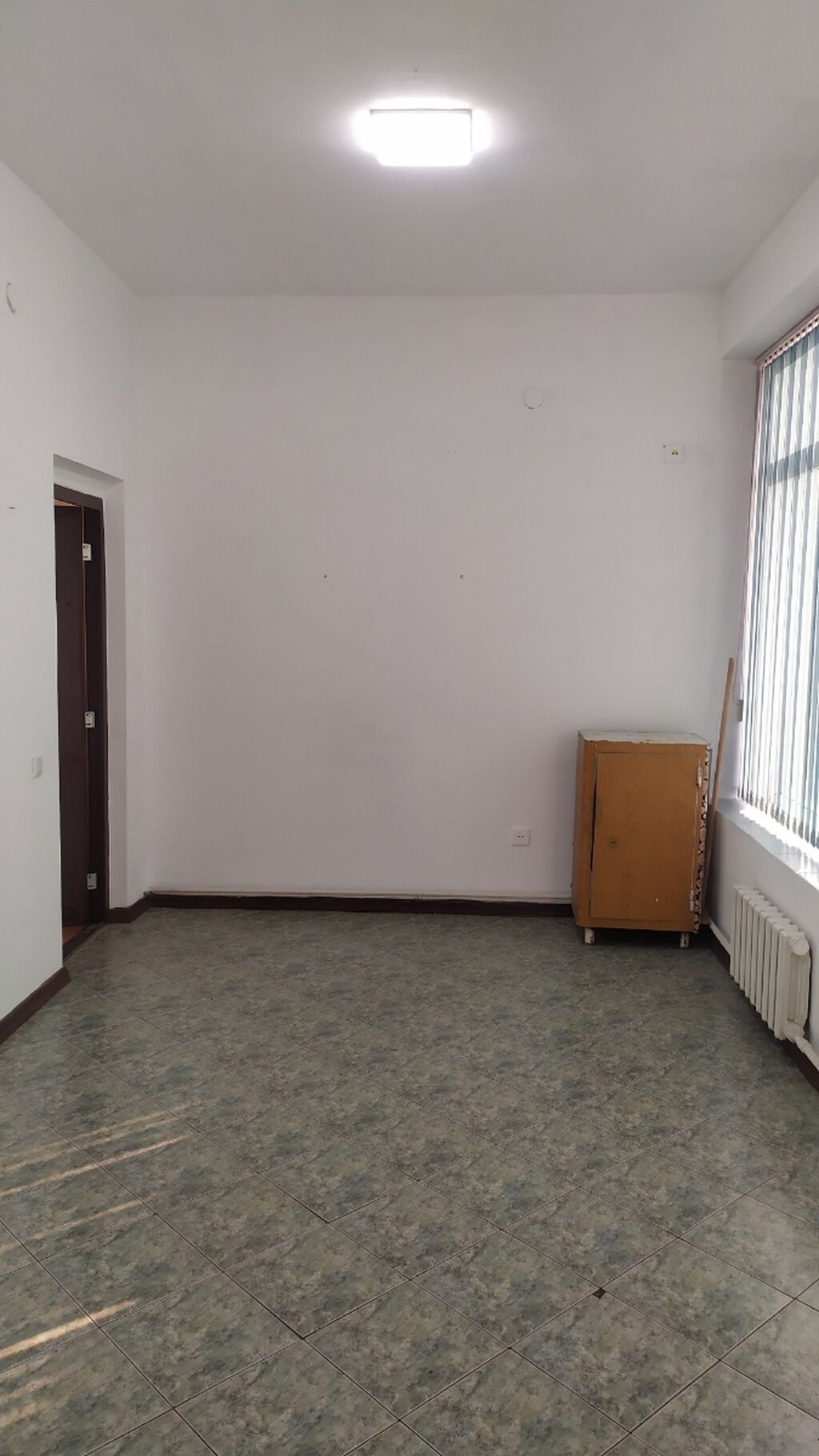 Сдается офисное помещение 16 м² на 4-том этаже. По адресу ул
