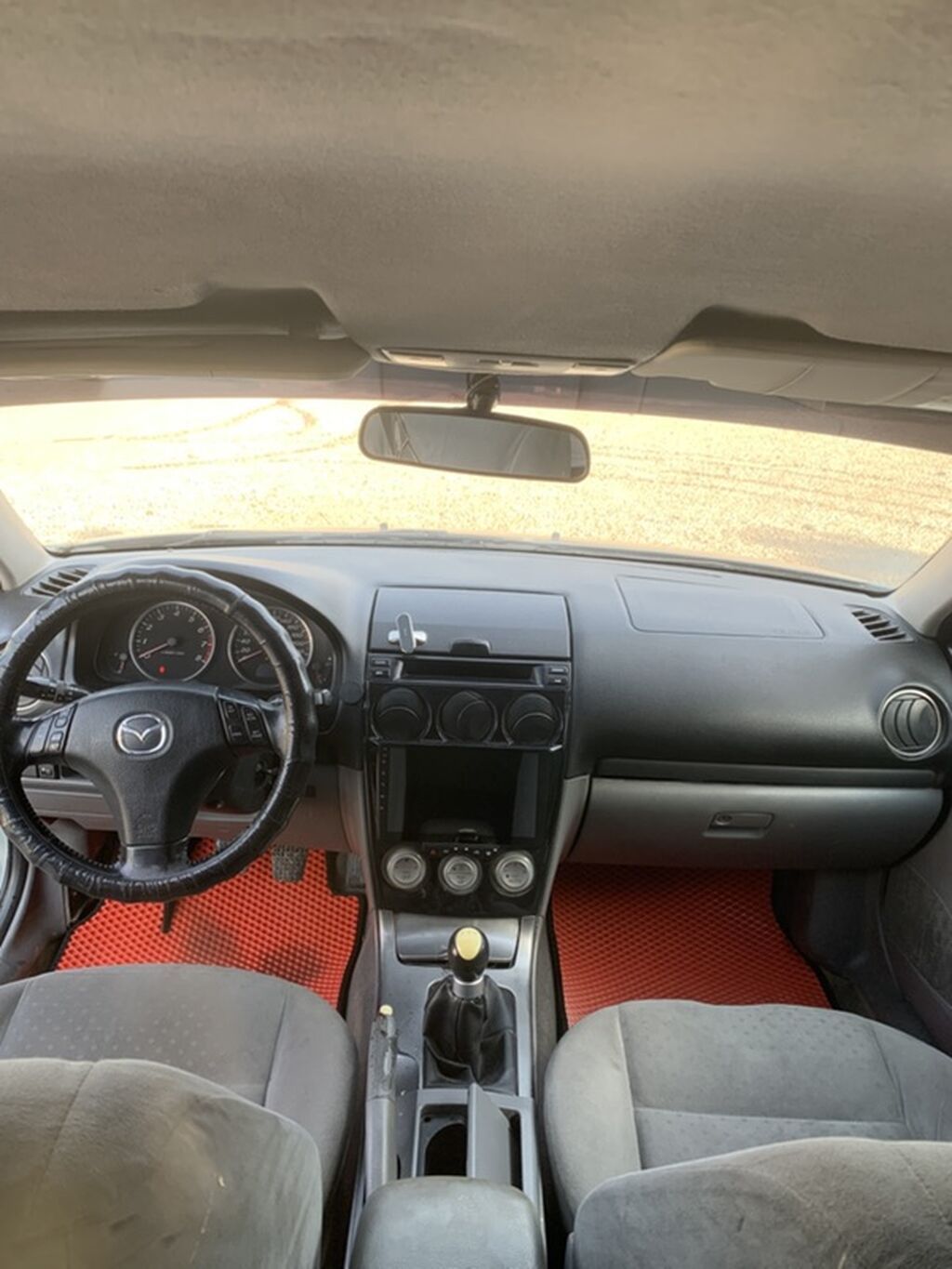 Mazda 6: 2003 г., 2 л, Механика, Бензин, Седан: фото 5