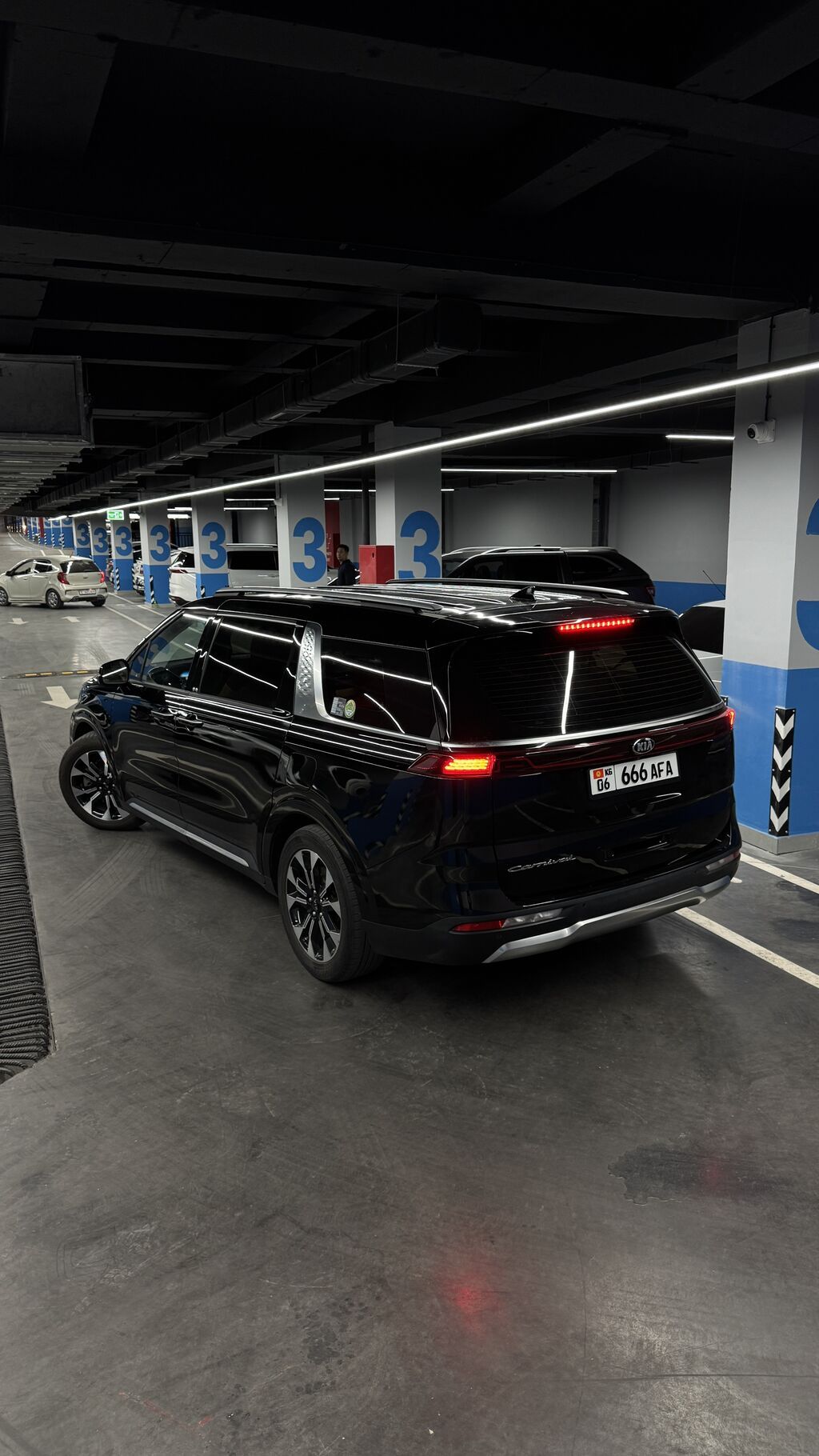 Kia Carnival: 2021 г., 2.2 л, Автомат, Дизель, Минивэн: фото 3