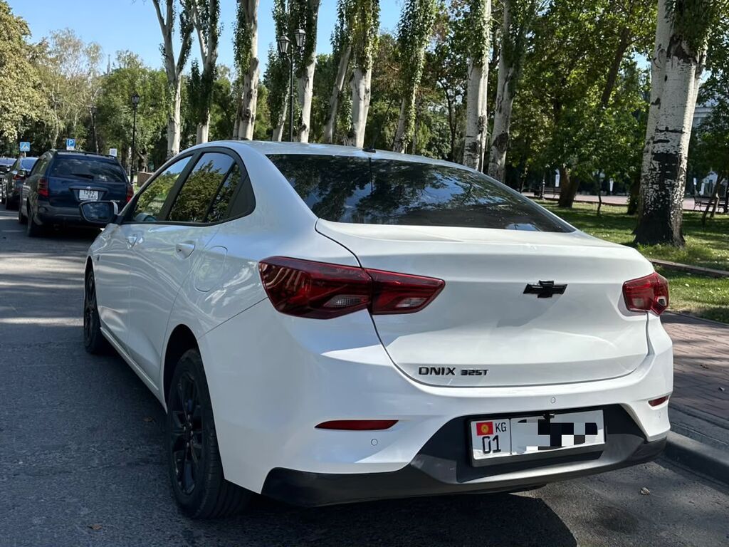 Chevrolet Onix: 2020 г., 1.3 л, Автомат, Бензин, Седан: фото 4