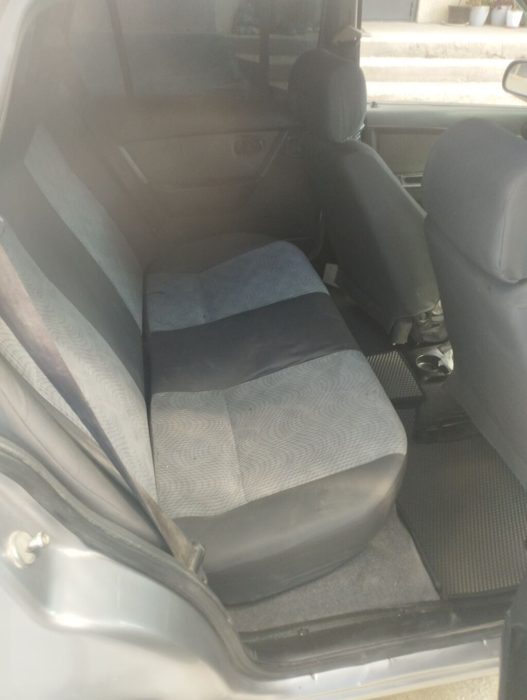 Daewoo Nexia: 2008 г., 1.6 л, Механика, Бензин, Седан: фото 6