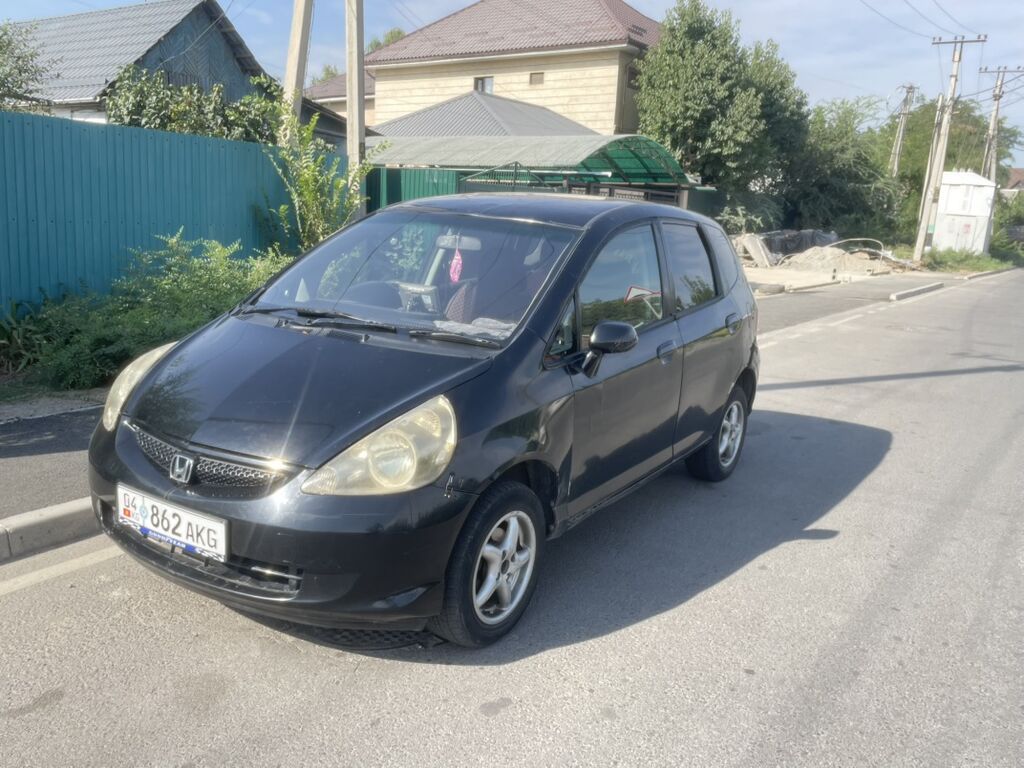 Honda Fit: 2004 г., 1.3 л, Автомат, Бензин, Хэтчбэк: фото 3