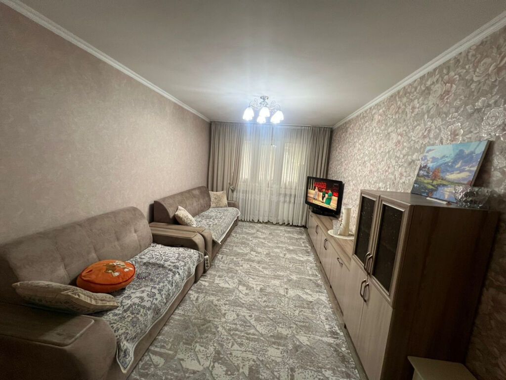 3 комнаты, 65 м², 5 мкр 104 серия, 1 этаж, Евроремонт: фото 2