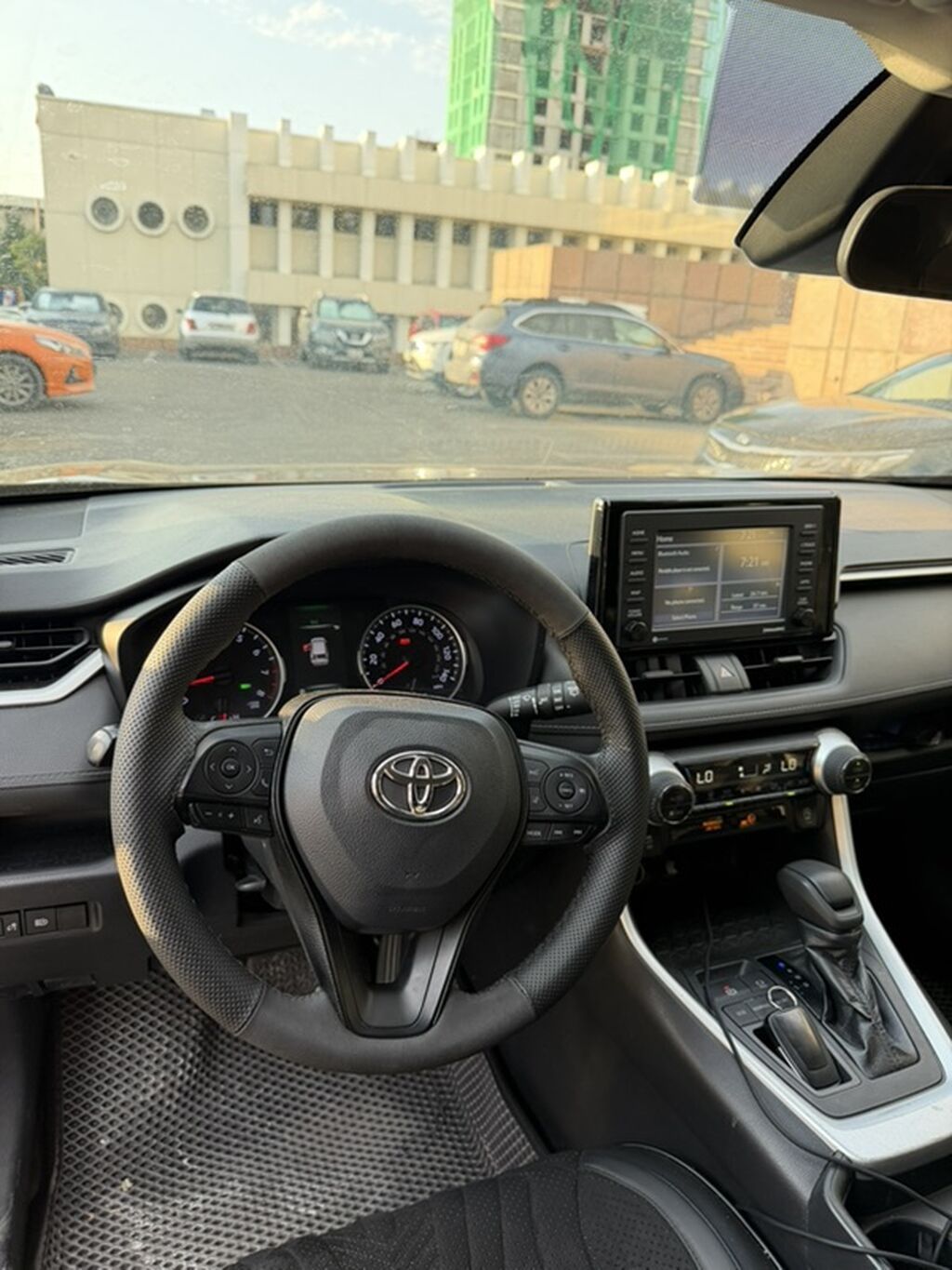 Toyota RAV4: 2019 г., Автомат, Бензин, Кроссовер: фото 5