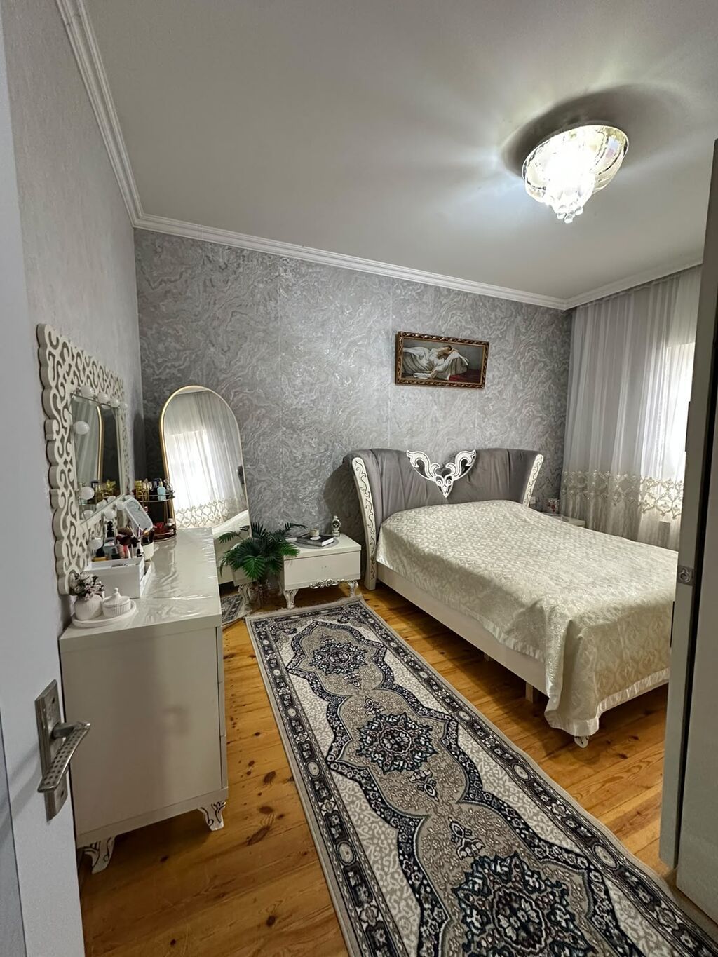 Bakı, Ramana qəs., 3 otaqlı, Köhnə tikili, m. Koroğlu, 100 kv. m