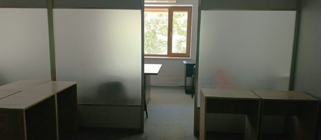 Ofis bütün əşyalarla (mebel və texnika ilə) birlikdə icarəyə verilir!
