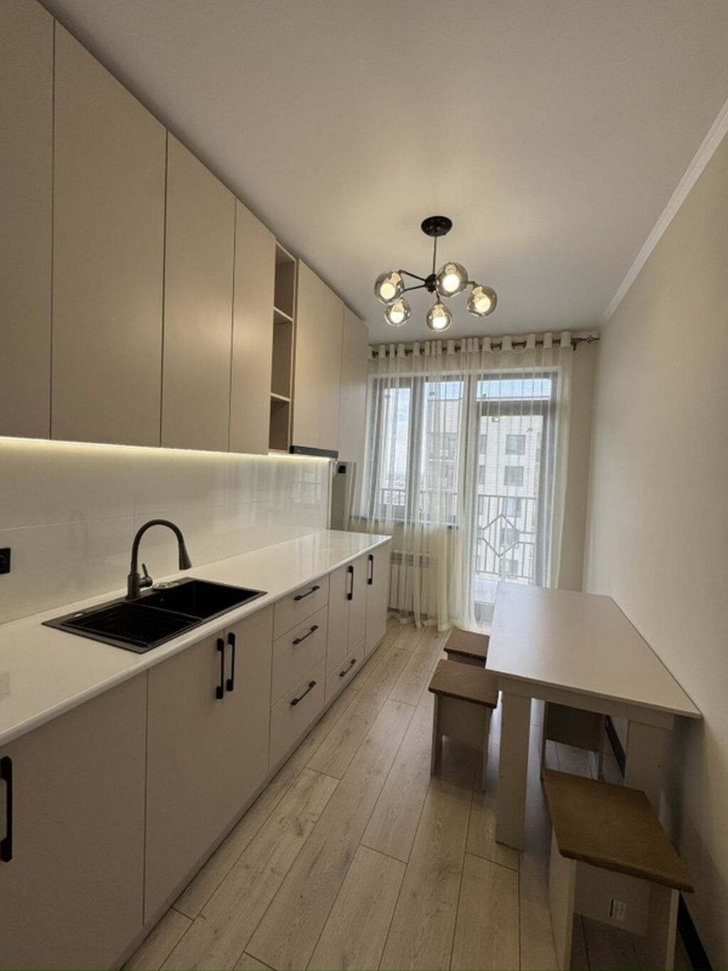 3 комнаты, 90 м², Элитка, 14 этаж, Свежий ремонт: фото 4