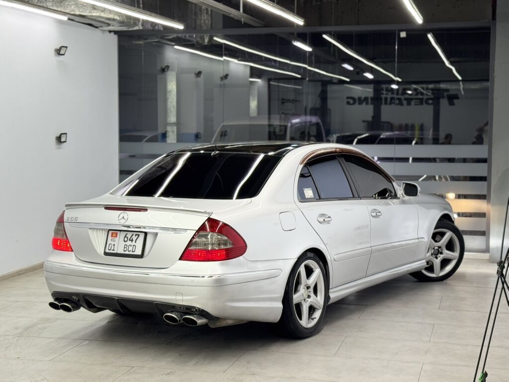 Mercedes-Benz E-класс AMG: 2002 г., 5 л, Автомат, Бензин, Седан: фото 3