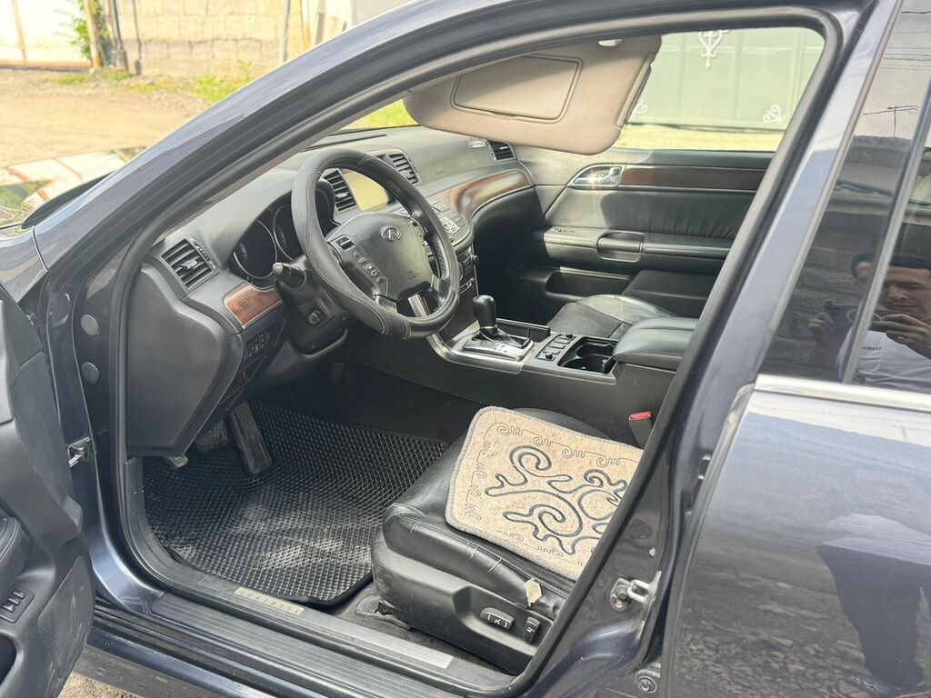 Infiniti M35: 2008 г., 3.5 л, Автомат, Бензин, Седан: фото 6