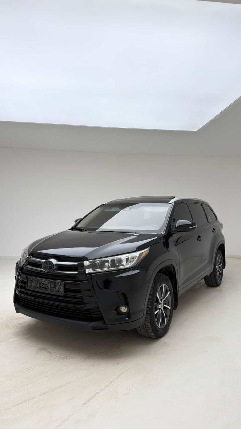 Toyota Highlander: 2017 г., 3.5 л, Автомат, Бензин, Внедорожник: фото 1