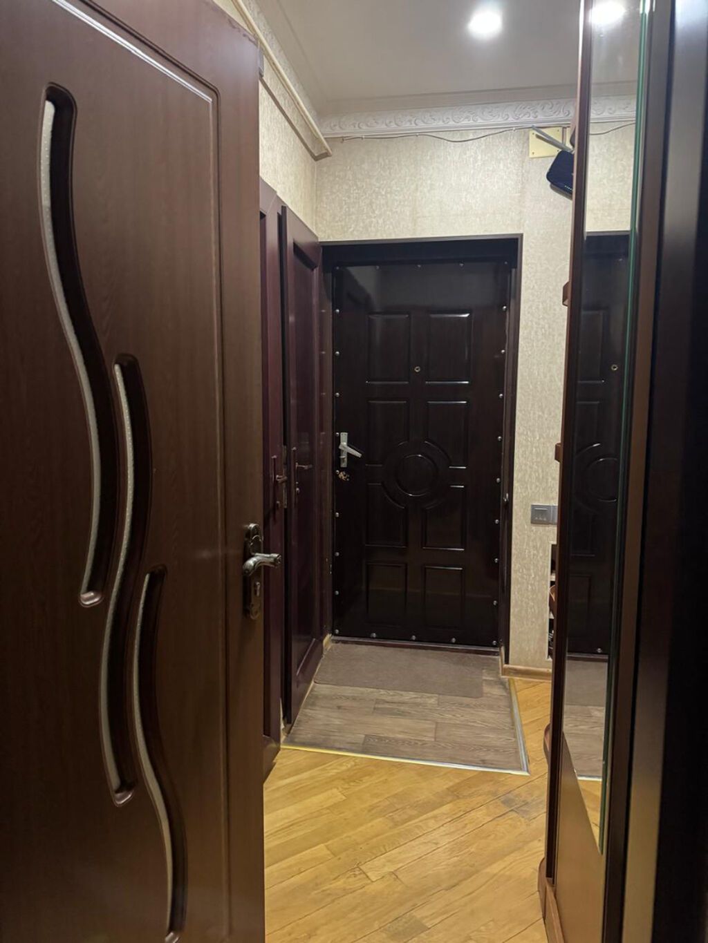 Bakı, Bakıxanov qəs., 4 otaqlı, Köhnə tikili, 90 kv. m