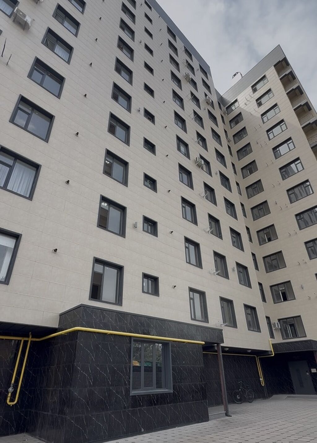 3 комнаты, 122 м², Кожомкул стадион Элитка, 10 этаж, ПСО (под самоотделку): фото 2