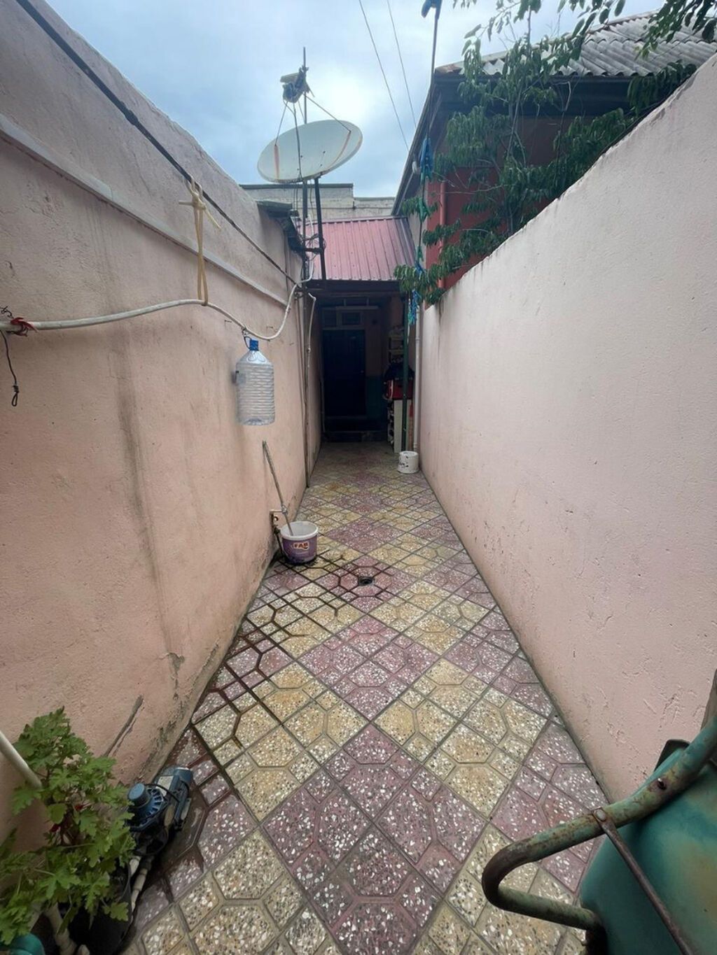 3 otaqlı, 98 kv. m, Yeni təmirli