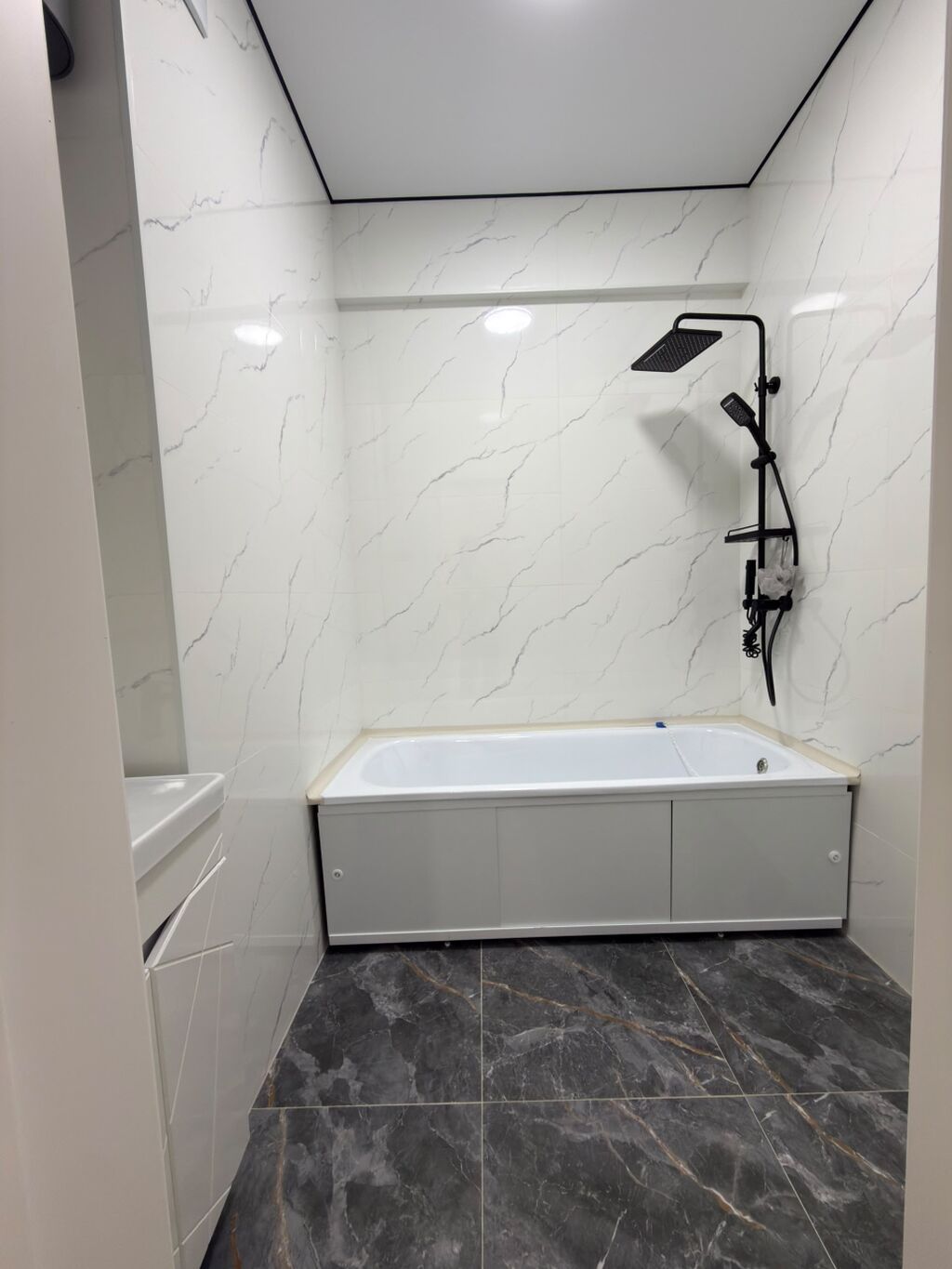 1 комната, 43 м², Пишпек Элитка, 10 этаж, Дизайнерский ремонт: фото 8
