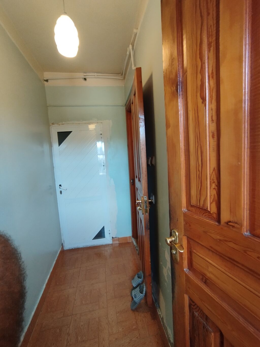 Saray, 3 otaqlı, Köhnə tikili, 67 kv. m
