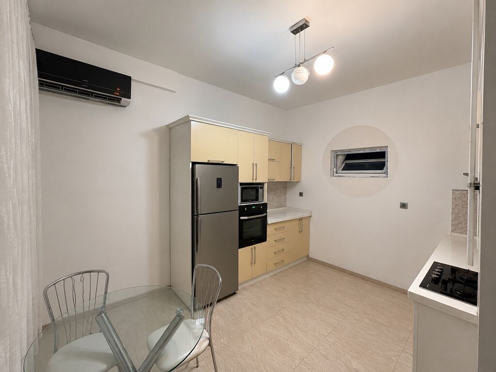 3-cü mikrorayon, 3 otaqlı, Yeni tikili, m. Memar Əcəmi, 106 kv. m