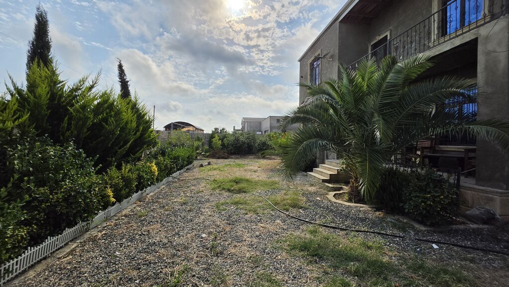7 otaqlı, 300 kv. m, Kredit yoxdur, Təmirsiz