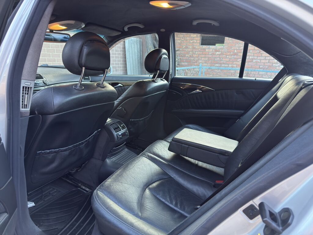 Mercedes-Benz E-Class: 2003 г., 3.2 л, Автомат, Газ, Седан: фото 8