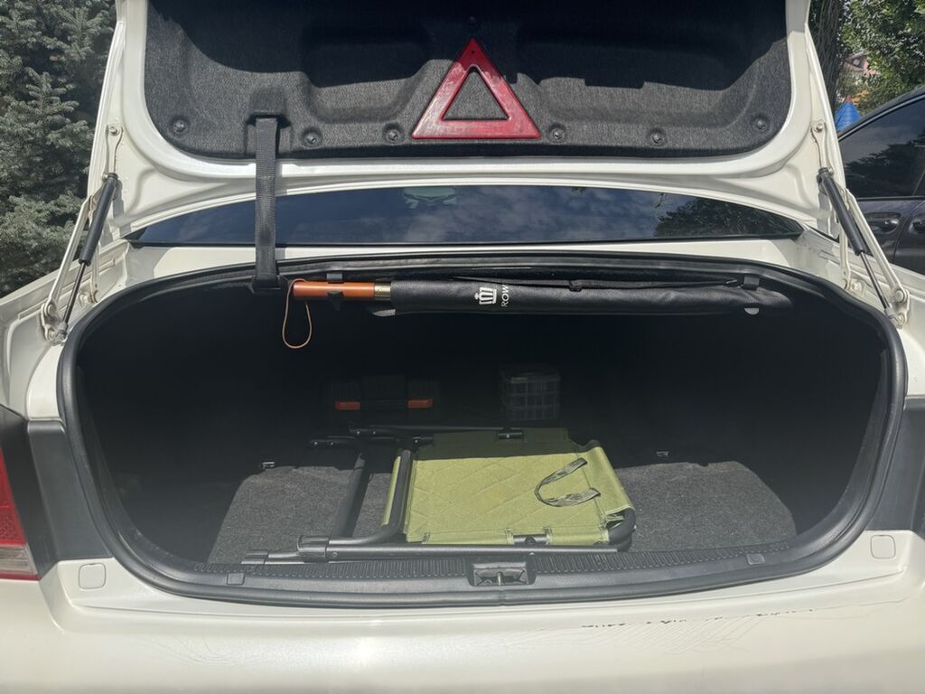 Toyota Crown: 2004 г., 3 л, Автомат, Бензин, Седан: фото 8