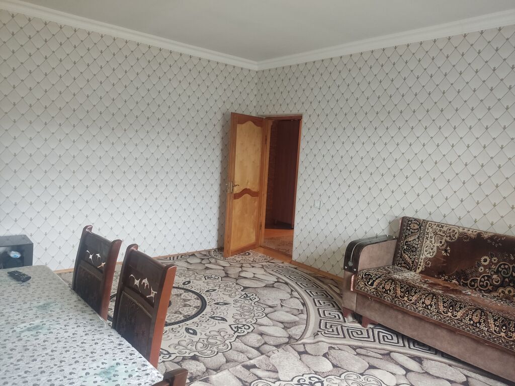 3 otaqlı, 96 kv. m, Kredit yoxdur, Orta təmir