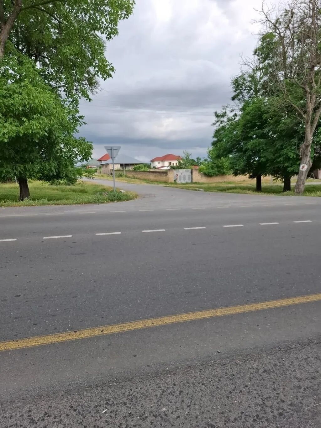4 otaqlı, 140 kv. m, Kredit yoxdur, Təmirsiz