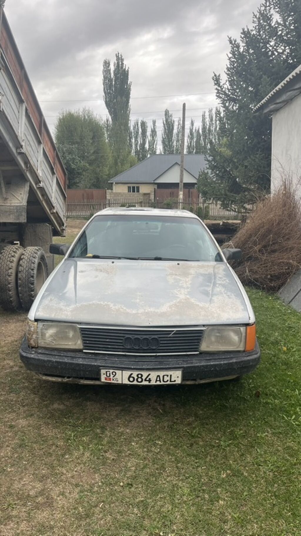 Audi 100: 1990 г., 2 л, Механика, Бензин, Седан: фото 5