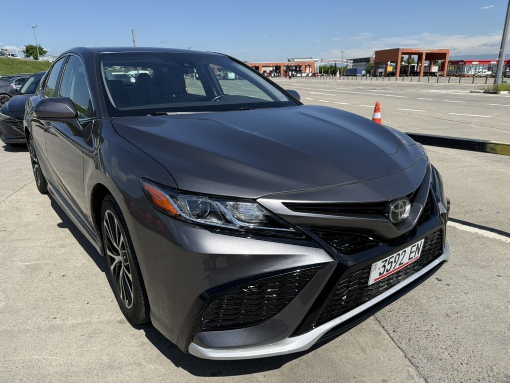 Toyota Camry: 2019 г., 2.5 л, Автомат, Бензин, Седан: фото 1